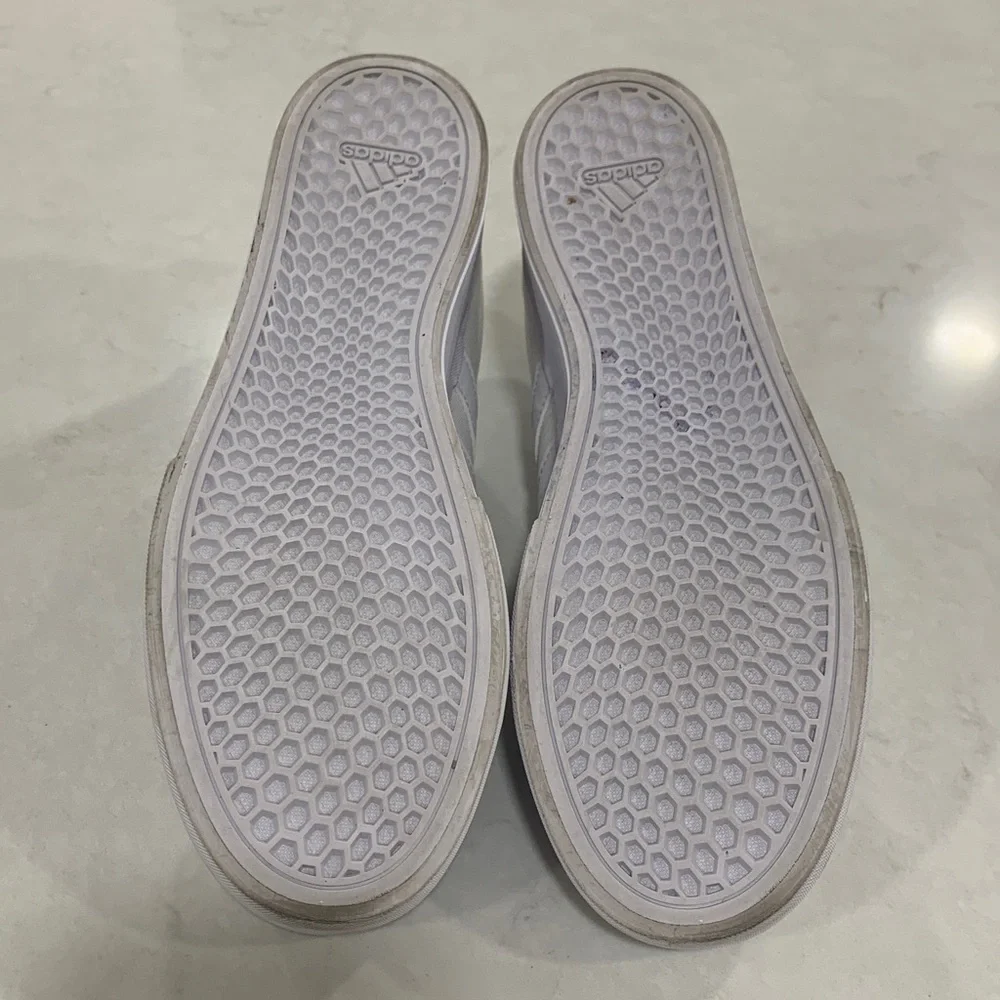 Adidas White Canvas Sneakers Size 8.5 white - Picture 9 of 11